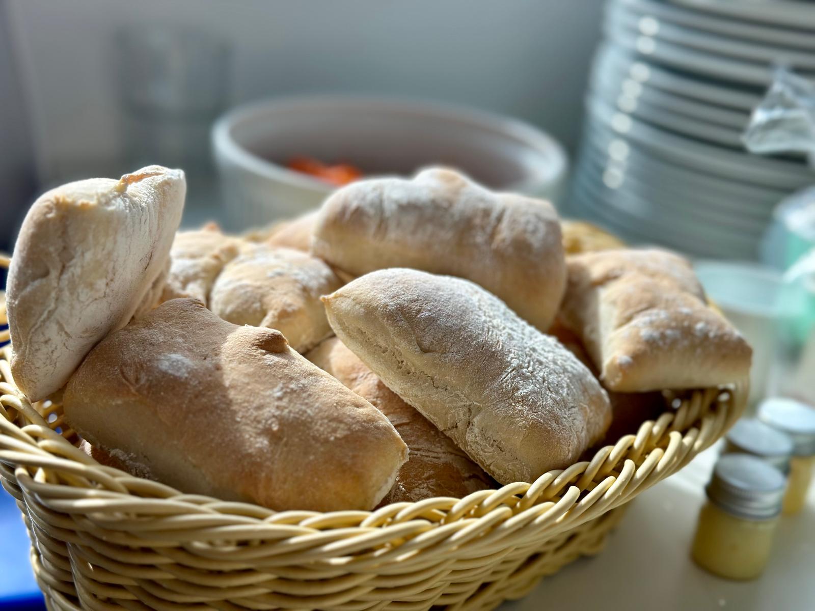 frisch gebackene Brötchen aus dem Thermomix